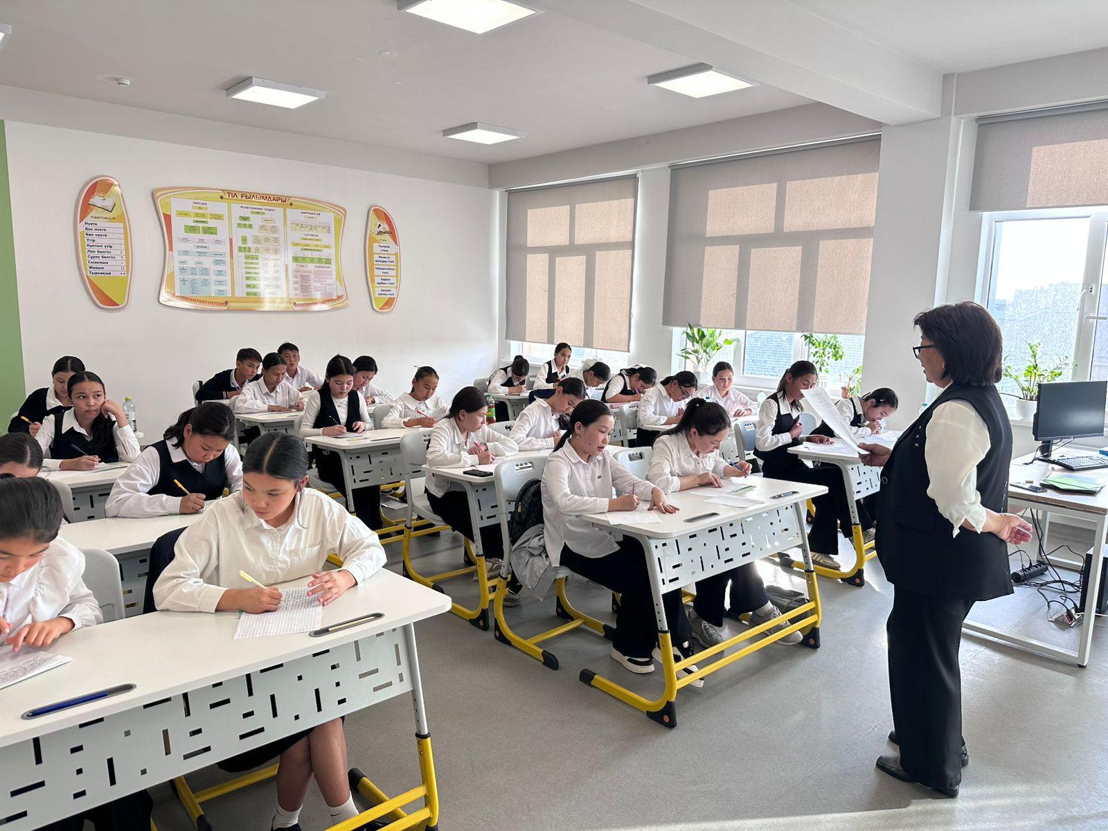 5,6,7 сынып оқушылары арасында өткізілген “Ұлттық диктант” байқауының аудандық кезеңінің ДИПЛОМДАРЫ